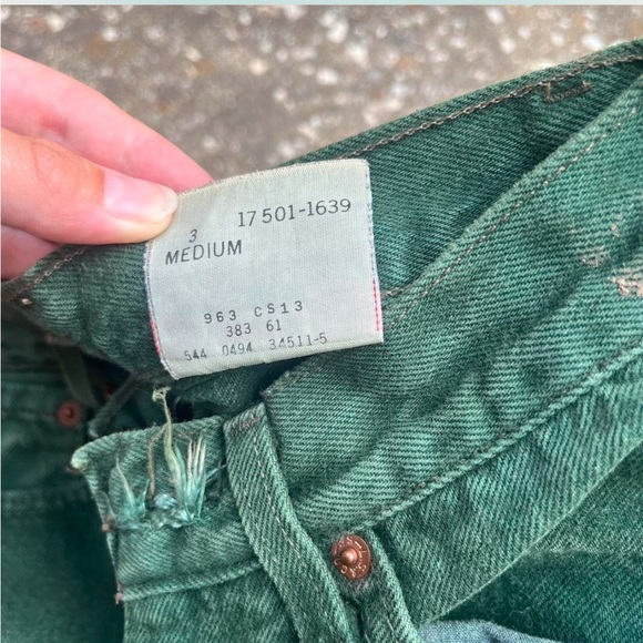Vintage Green Levi’s - Picture 7 of 7